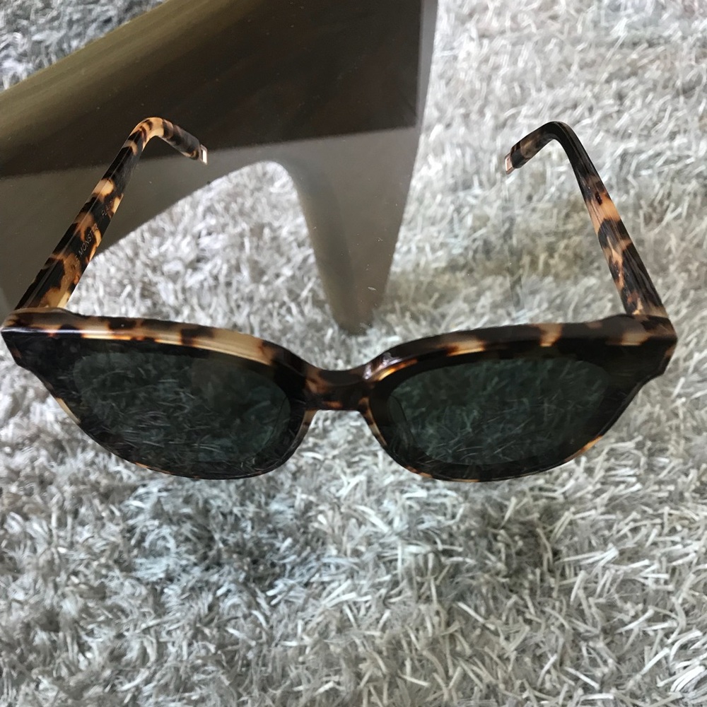 Gentle Monster Sunglasses ‘In Scarlet’